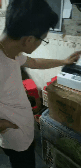 使用芝麻地卖手端打单.gif